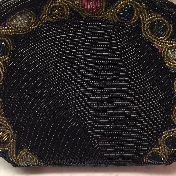 Vintage “Accessory Lady” Beaded Evening Clutch - Picture 3 of 8